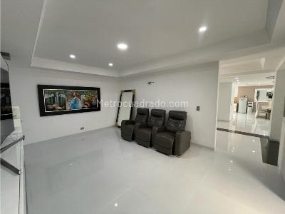 Casa de 4 alcobas en venta en Ciudad Jardin, Cali, 450 m² · foto 9 de 20
