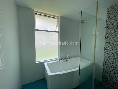 Casa de 4 alcobas en venta en Ciudad Jardin, Cali, 450 m² · foto 19 de 20