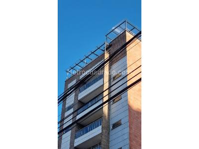 Apartamento en venta en Laureles, Medellín · foto 8 de 15