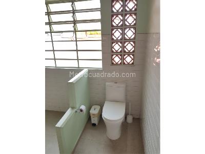 Casa de 4 alcobas en venta en Miraflores, Cali, 304 m² · foto 11 de 13
