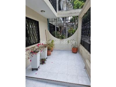 Casa de 5 alcobas en venta en Ciudad 2000, Cali, 90 m² · foto 2 de 20