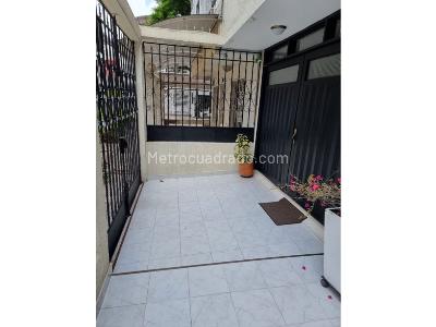 Casa de 5 alcobas en venta en Ciudad 2000, Cali, 90 m² · foto 3 de 20