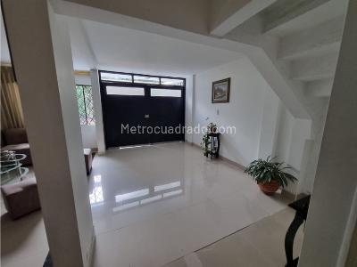 Casa de 5 alcobas en venta en Ciudad 2000, Cali, 90 m² · foto 18 de 20