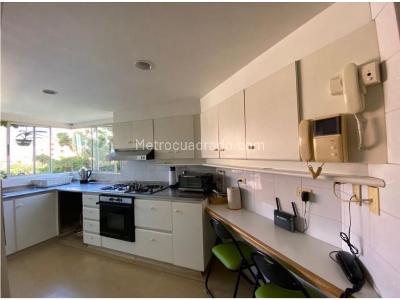 Apartamento en venta en Laureles, Medellín · foto 7 de 14