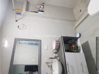 Casa de 5 alcobas en venta en La Flora Primera Etapa, Cali, 400 m² · foto 2 de 10