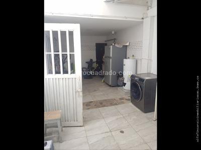Casa de 5 alcobas en venta en La Flora Primera Etapa, Cali, 400 m² · foto 7 de 10