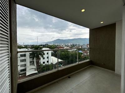 Apartamento en venta en Vipasa, Cali · foto 3 de 20