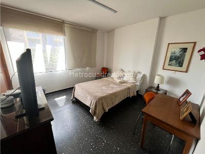 Apartamento de 3 alcobas en venta en Granada, Cali, 180 m² · foto 3 de 20