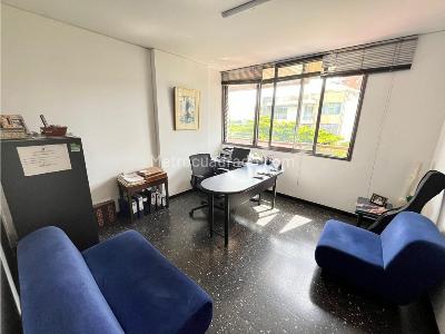 Apartamento de 3 alcobas en venta en Granada, Cali, 180 m² · foto 6 de 20