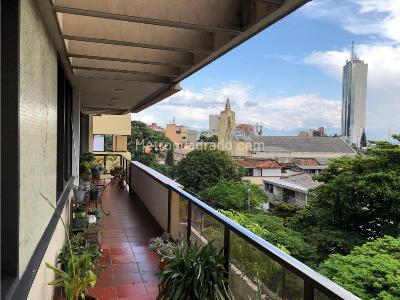 Apartamento de 3 alcobas en venta en Granada, Cali, 180 m² · foto 11 de 20