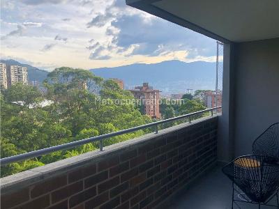 Apartamento en venta en Envigado, Medellín · foto 3 de 20