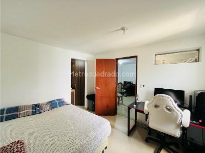 Casa de 5 alcobas en venta en Belen Alameda, Medellín, 320 m² · foto 8 de 20