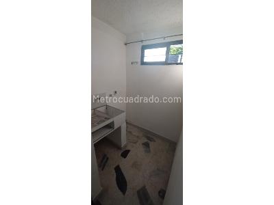 Casa de 5 alcobas en venta en La Flora, Cali, 480 m² · foto 2 de 20