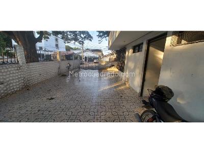 Casa de 5 alcobas en venta en La Flora, Cali, 480 m² · foto 9 de 20