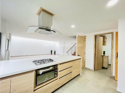 Casa de 4 alcobas en venta en Barro Blanco, Rionegro, 220 m² · foto 5 de 18