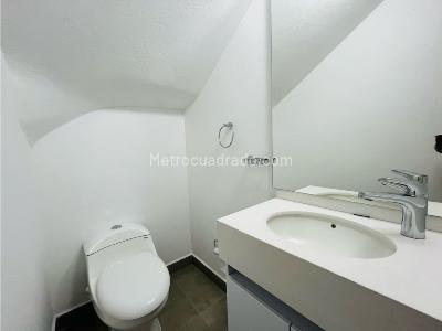 Casa de 4 alcobas en venta en Barro Blanco, Rionegro, 220 m² · foto 7 de 18
