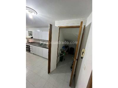 Apartamento de 4 alcobas en venta en Laureles, Medellín, 157 m² · foto 19 de 20