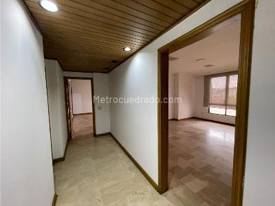 Apartamento de 4 alcobas en venta en Normandia, Cali, 550 m² · foto 11 de 20