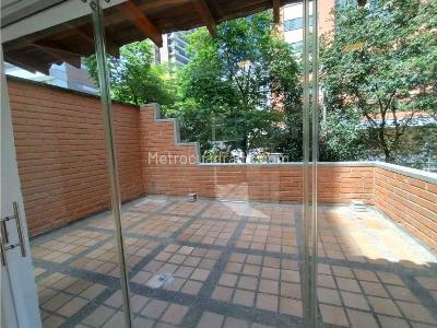 Apartamento de 3 alcobas en venta en Los Parra, Medellín, 200 m² · foto 4 de 20