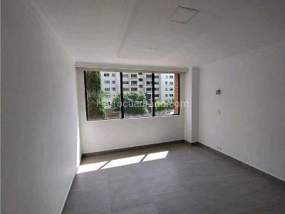 Apartamento de 3 alcobas en venta en Los Parra, Medellín, 200 m² · foto 10 de 20