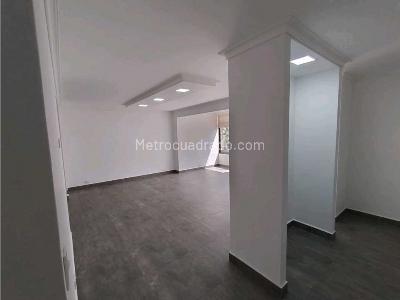 Apartamento de 3 alcobas en venta en Los Parra, Medellín, 200 m² · foto 18 de 20