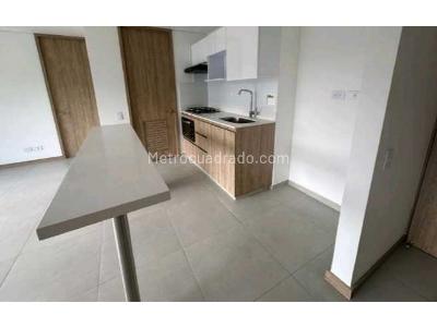 Apartamento de 2 alcobas en venta en Loma De San Jose, Sabaneta, 72 m² · foto 8 de 20