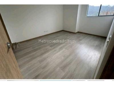Apartamento de 2 alcobas en venta en Loma De San Jose, Sabaneta, 72 m² · foto 12 de 20