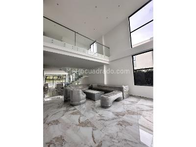 Casa de 4 alcobas en venta en Pance, Cali, 410 m² · foto 3 de 20