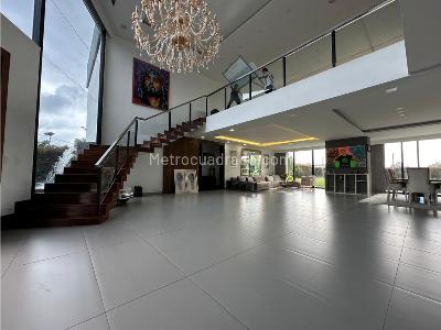 Casa de 5 alcobas en venta en Llano Grande, Rionegro, 667 m² · foto 14 de 20