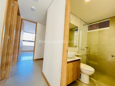 Apartamento de 3 alcobas en venta en San Jose, Sabaneta, 78 m² · foto 7 de 20