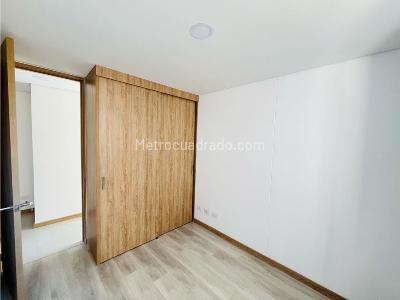 Apartamento de 3 alcobas en venta en San Jose, Sabaneta, 78 m² · foto 11 de 20