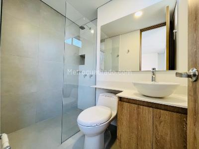 Apartamento de 3 alcobas en venta en San Jose, Sabaneta, 78 m² · foto 16 de 20