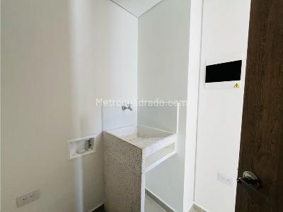 Apartamento de 3 alcobas en venta en San Jose, Sabaneta, 78 m² · foto 18 de 20