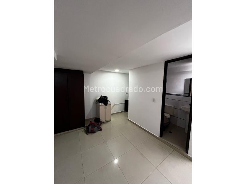 Edificio de Oficinas en Venta, Ingenio, Cali - Más