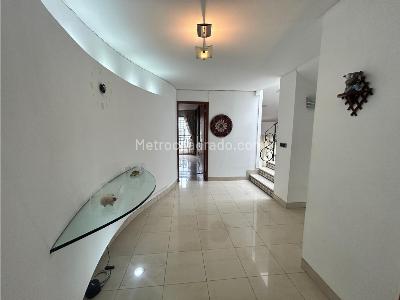 Casa de 5 alcobas en venta en El Ingenio, Cali, 550 m² · foto 5 de 20