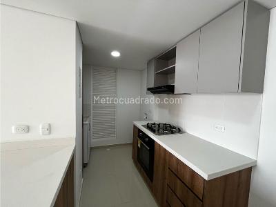 Apartamento de 3 alcobas en venta en Ciudad Pacifica, Cali, 75 m² · foto 3 de 13