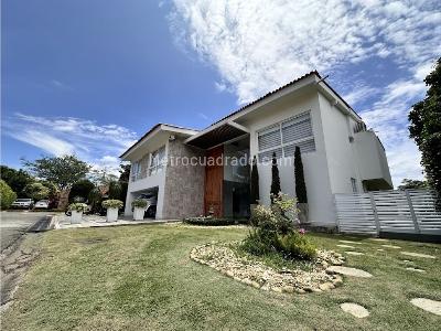 Casa de 5 alcobas en venta en Pance, Cali, 450 m² · foto 2 de 20