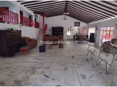 Casa de 5 alcobas en venta en Montebello, Cali · foto 5 de 20