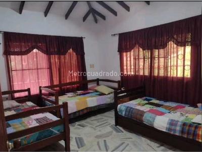 Casa de 5 alcobas en venta en Montebello, Cali · foto 6 de 20