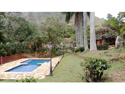 Casa de 5 alcobas en venta en Montebello, Cali · foto 8 de 20