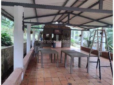 Casa de 5 alcobas en venta en Montebello, Cali · foto 14 de 20