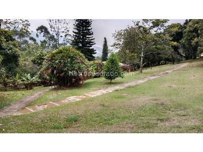 Casa de 5 alcobas en venta en Montebello, Cali · foto 19 de 20