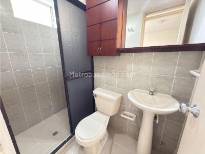 Apartamento de 2 alcobas en venta en Prados Del Limonar, Cali, 64 m² · foto 12 de 12