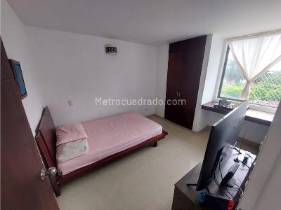 Apartamento de 4 alcobas en venta en La Hacienda, Cali, 100 m² · foto 7 de 14