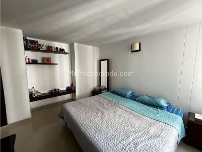 Apartamento de 4 alcobas en venta en La Hacienda, Cali, 100 m² · foto 13 de 14