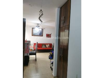 Apartamento de 3 alcobas en venta en Santa Monica Residencial, Cali, 72 m² · foto 3 de 20