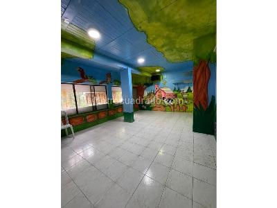 Casa de 5 alcobas en venta en Belen Rosales, Medellín, 300 m² · foto 16 de 19