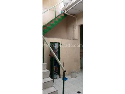 Casa de 4 alcobas en venta en San Nicolas, Cali, 81 m² · foto 2 de 4