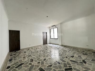 Casa de 5 alcobas en venta en Ciudad Jardin, Cali, 700 m² · foto 5 de 16