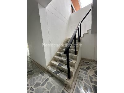Casa de 5 alcobas en venta en Ciudad Jardin, Cali, 700 m² · foto 11 de 16